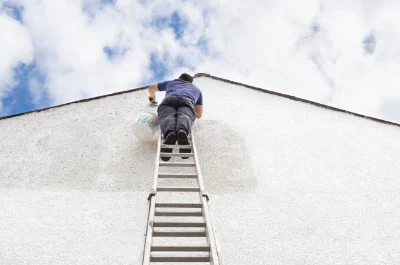 Peinture extérieure au Triadou — façades et ravalement